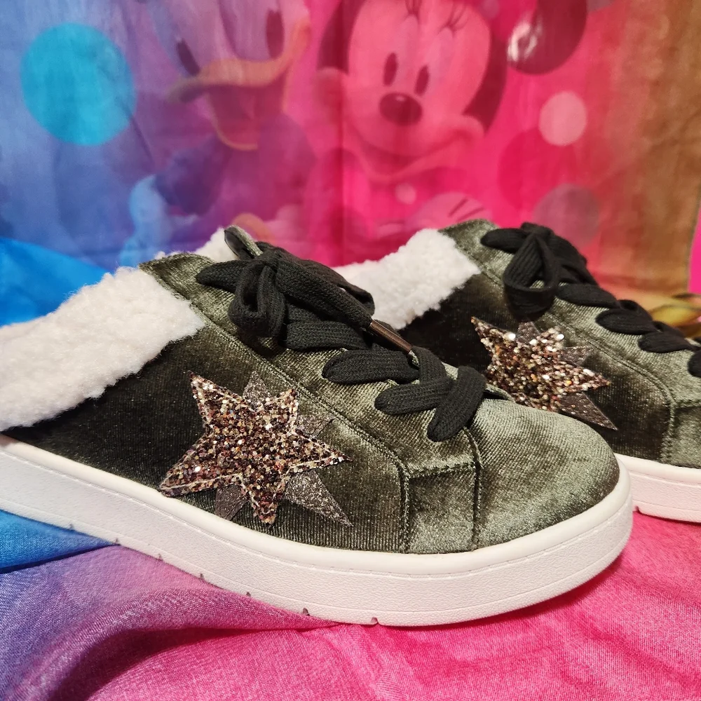 Women's Payton Olive green Velvet Sneakers with fur slip on - Picture 2 of 6